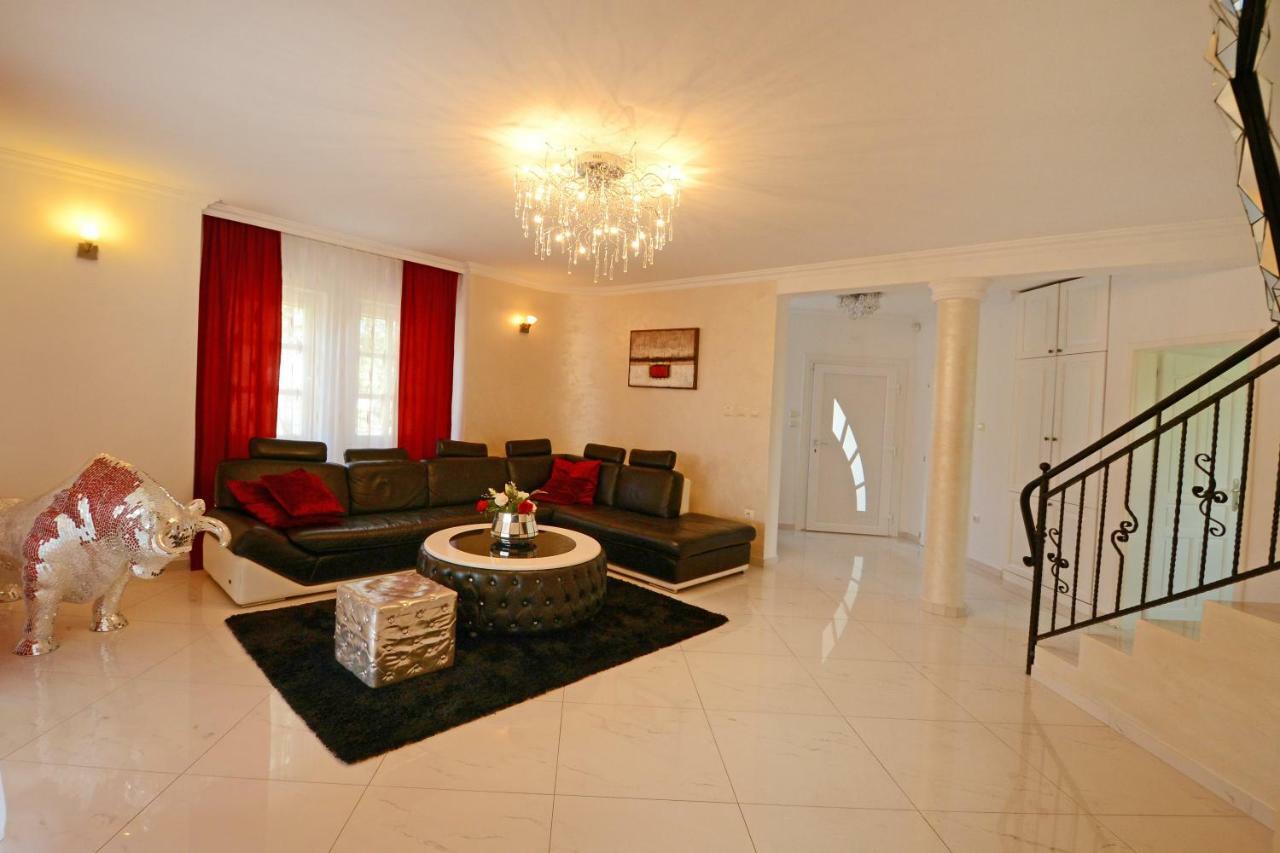 Villa Zare Poreč Eksteriør bilde