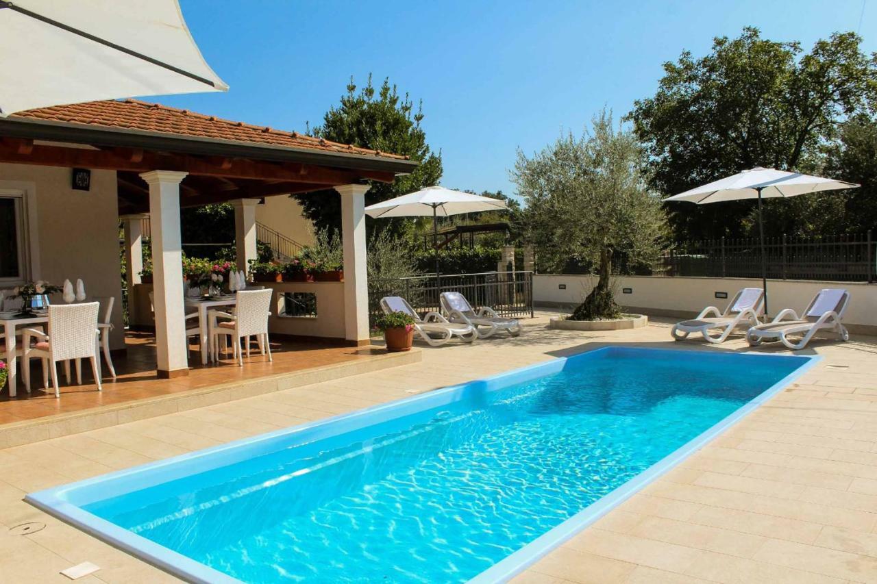Villa Zare Poreč Eksteriør bilde